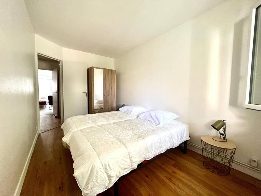 Superbe Appartement Avec Parking ลาโรแชล ภายนอก รูปภาพ